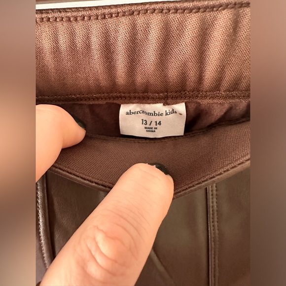 Abercrombie Kids Faux Leather Flares - Picture 3 of 4